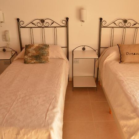 Hotel Faro Del Parque à Córdoba Extérieur photo