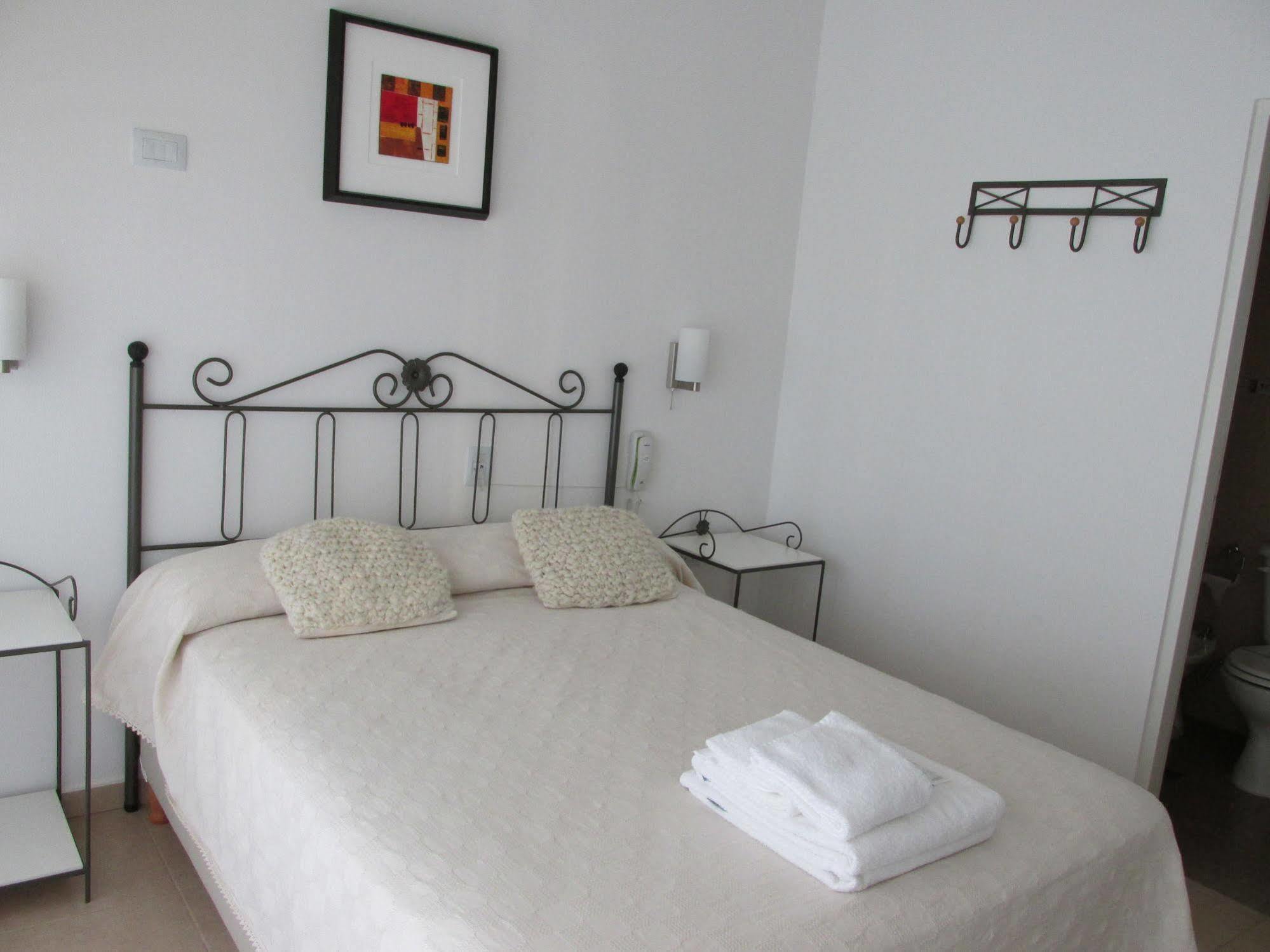 Hotel Faro Del Parque à Córdoba Extérieur photo
